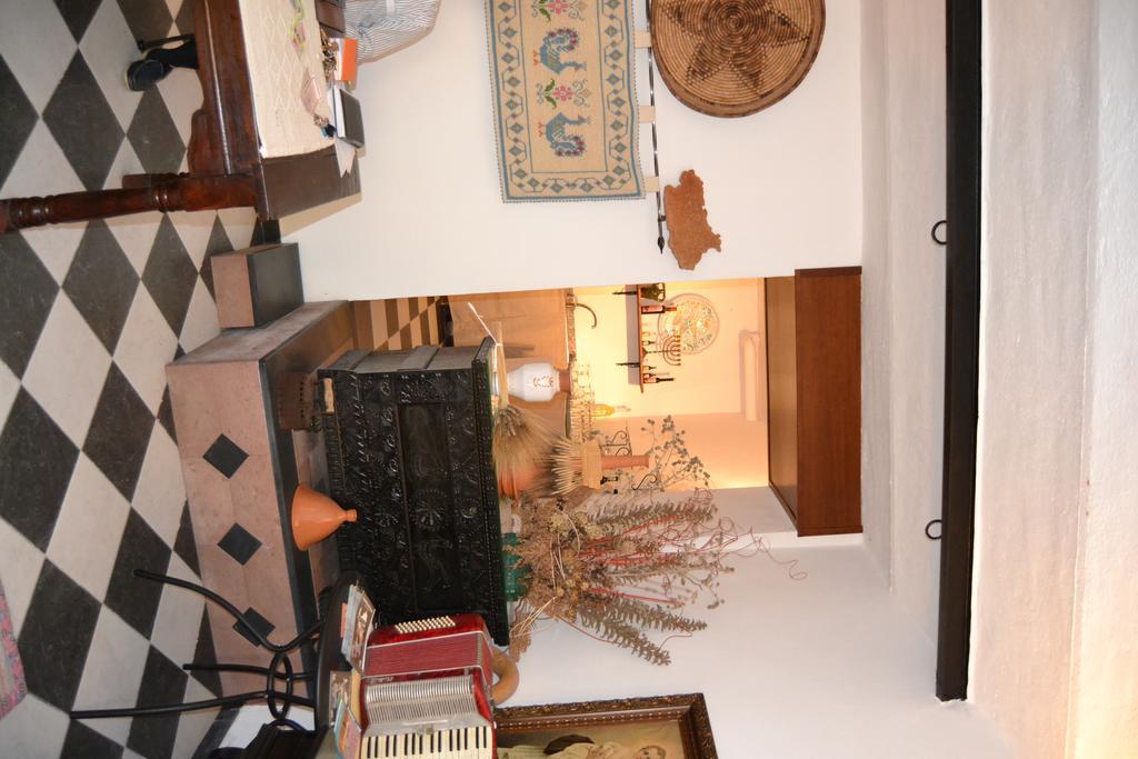 Su Cantaru Guesthouse Villanova Monteleone Esterno foto
