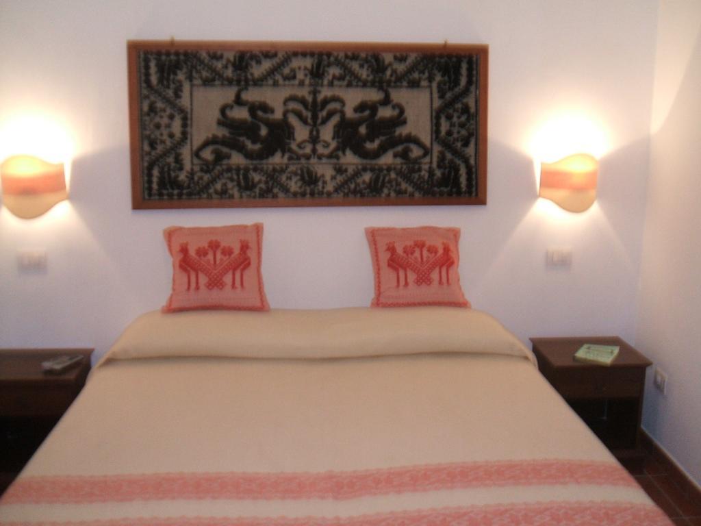 Su Cantaru Guesthouse Villanova Monteleone Esterno foto